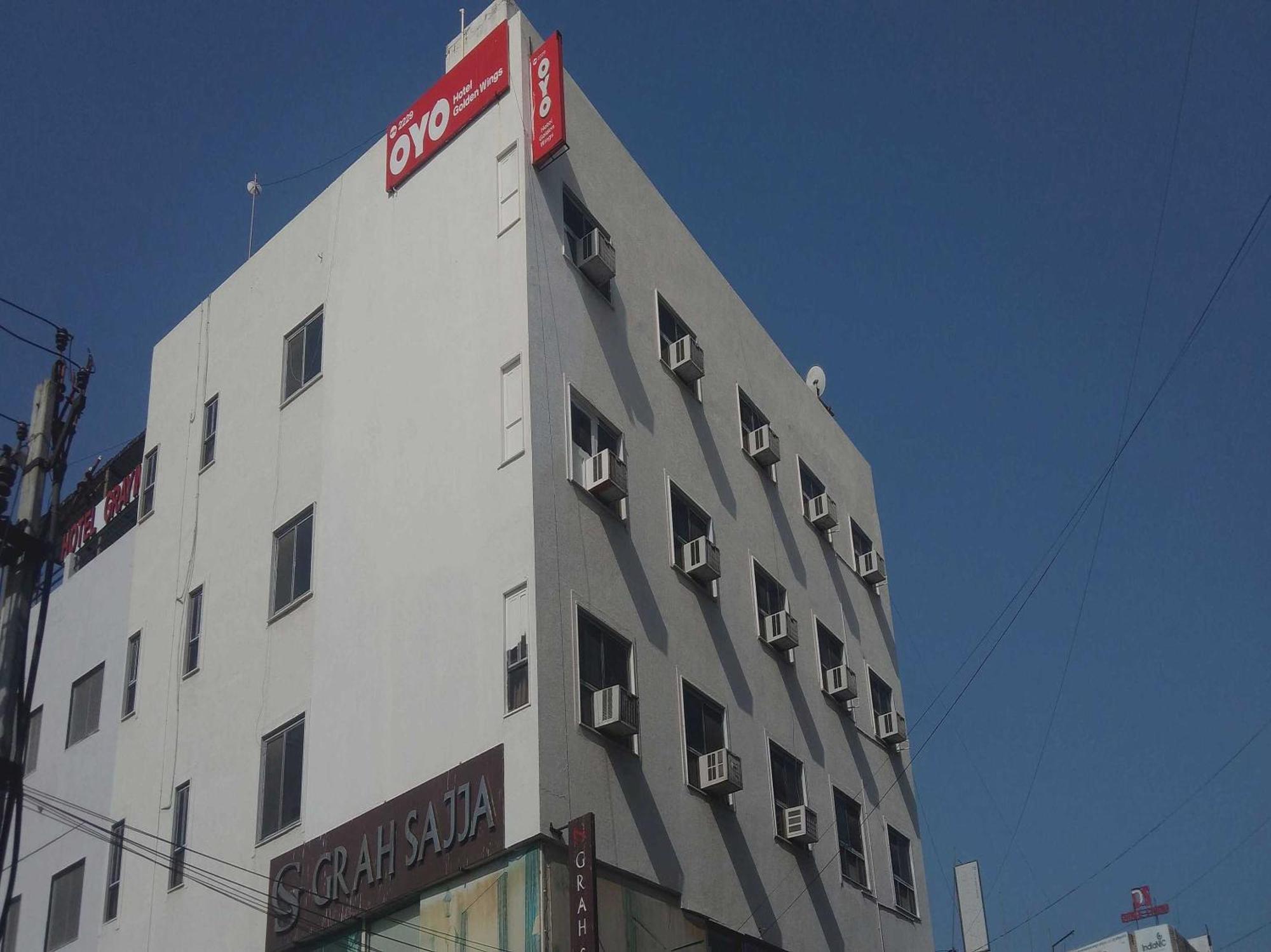 Oyo Flagship Hotel Golden Wings Udaipur Exterior foto